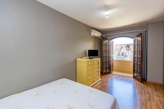 Imagem Sobrado 03 quartos no Campina do Siqueira