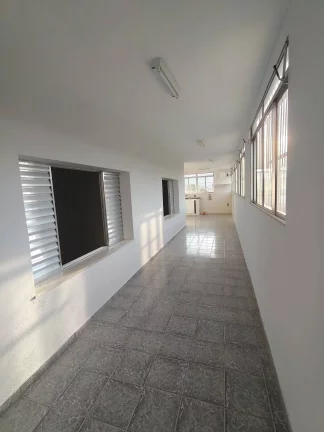 Imagem Casa Residencial - Anhangabaú - Locação - Excelente localização