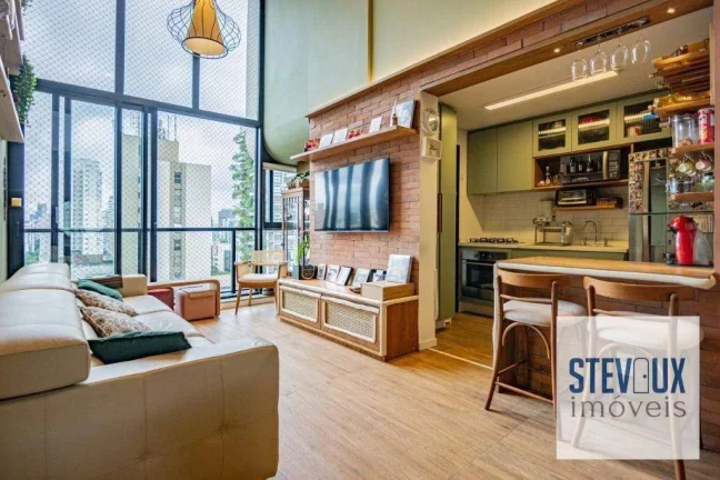 Imagem Apartamento com mezanino totalmente reformado na Vila Olímpia para venda