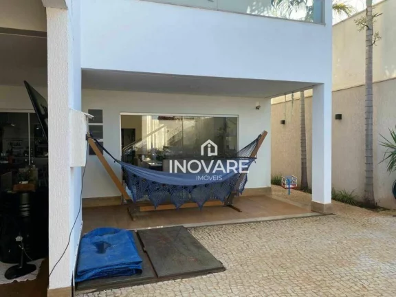 Imagem Casa com 3 dormitórios à venda por R$ 1.400.000,00 - Village Beira Rio - Itumbiara/GO