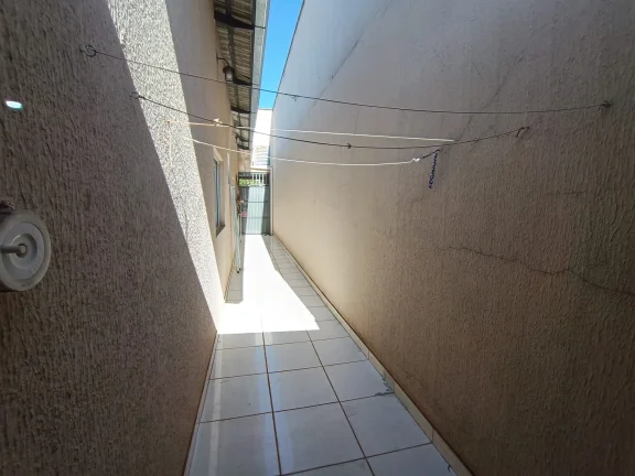 Imagem Casa De 3/4 Com Suite Em Avenida No Santa Luzia