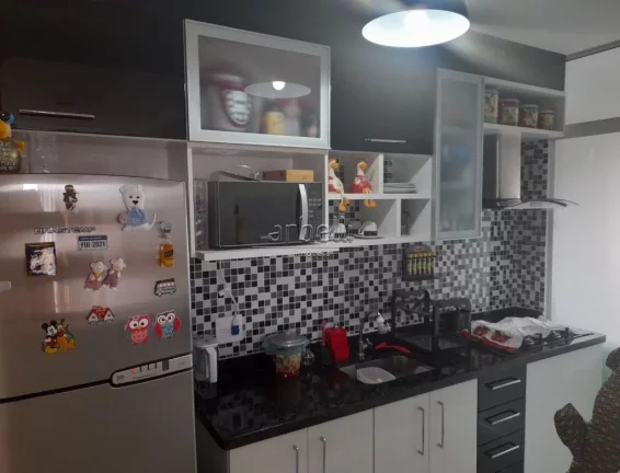 Imagem Apartamento com 52M², 2 dormitórios, sala, cozinha, banheiro, área de serviços e 2 vagas de gara...