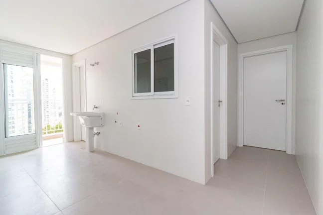 Imagem Apartamento com quatros suítes no Ecoville