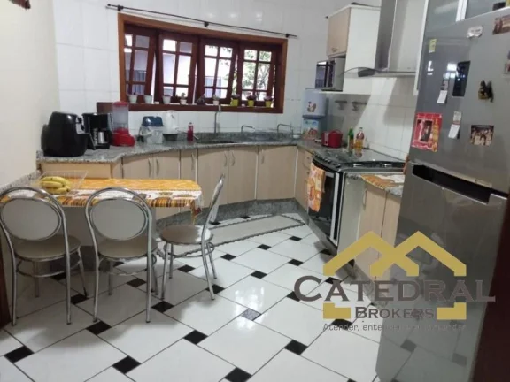 Imagem SOBRADO COM 3 DORMITÓRIOS À VENDA, 230 M² POR R$ 689.000,00 - IVOTURUCAIA - JUNDIAÍ/SP
