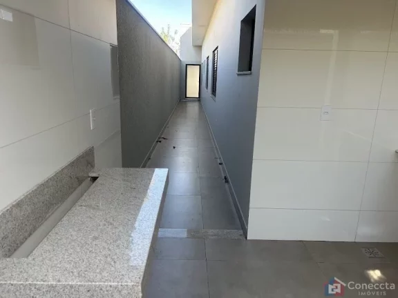 Imagem Casa de Alto Padrão à Venda no Alto Caiçaras em Patos de Minas – 3 Suítes, Piscina e Área Gourmet