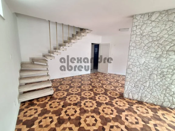 Imagem Sobrado para Locação Comercial
280m2 ao lado do Metrô Vila Madalena