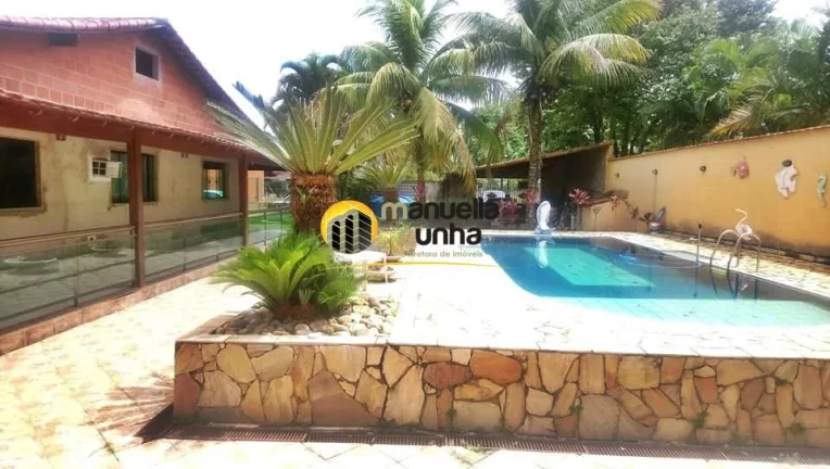 Imagem Belíssima Casa de condomínio C/4Qts e Área de Lazer Completa!