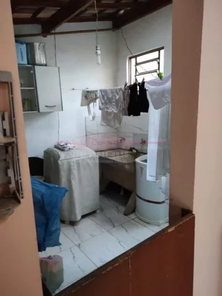 Imagem A Chácara tem 1000m2de terreno, casa com 3 dormitórios, sala ampla, cozinha, até gourmet e uma á...