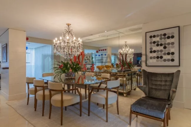 Imagem Venha morar no incrível Jardim Paulista! Oferecemos um apartamento dos sonhos, com 198m² de puro conforto e elegância. Com 3 suítes e 4 vagas, esse im