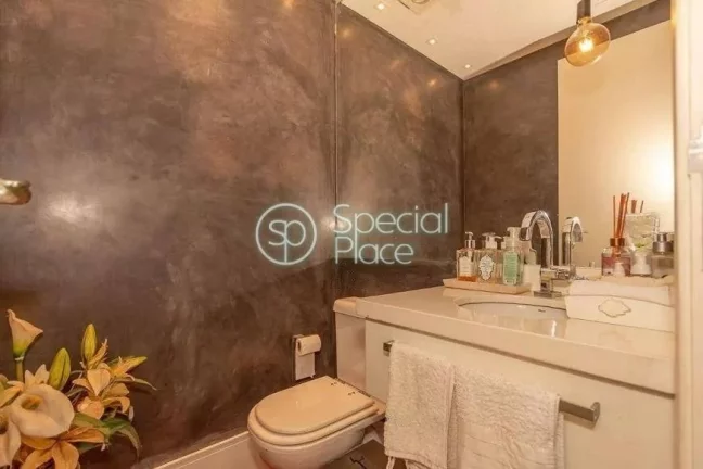 Imagem Excelente apartamento com 160m² no Brooklin!! Living amplo com varanda envidraçada, home theater, ...