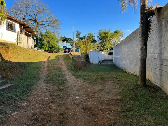 Imagem Chácara com 4 dormitórios à venda, 3329 m² por R$ 700.000,00 - Buquirinha - São José dos Campos/SP
