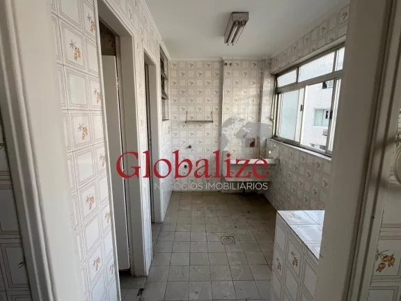 Imagem Ótimo apartamento de 3 dormitórios com suíte com vista lateral para o mar no bairro da Ponta da Praia em Santos (SP) por R$.900.000,00 !