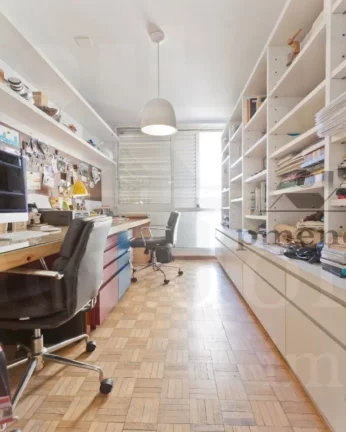 Imagem Apartamento à venda na Rua Sabará com 3 quartos sendo 2 suítes, 2 vagas, 193m²