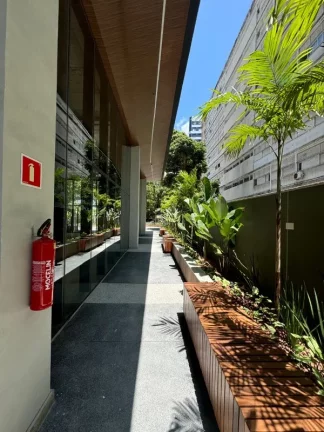 Imagem A 5ª Avenida Imóveis selecionou essa unidade imperdível no ALIVE CORREDOR DA VITÓRIA: Studios com 26,74m2 de área privativa c/ varanda, alto vista mar
