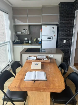 Imagem Apartamento Porteira echada Andar alto 2 Dormitorios sendo 2 Suites