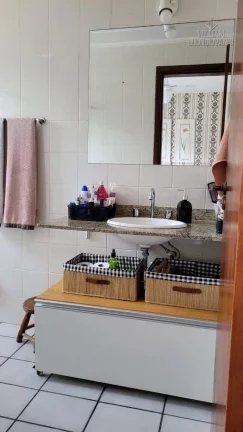 Imagem Apartamento no Guarujá, com 2 quartos, sendo 1 suíte, 100m², e com vista livre!