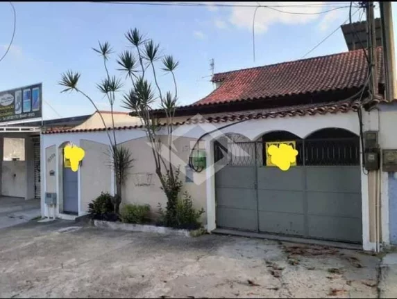 Imagem Oportunidade para Investidores: 3 Casas no Mesmo Terreno em Campo Grande
