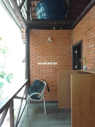 Imagem Casa á venda na Praia do Estaleiro em Balneário Camboriú