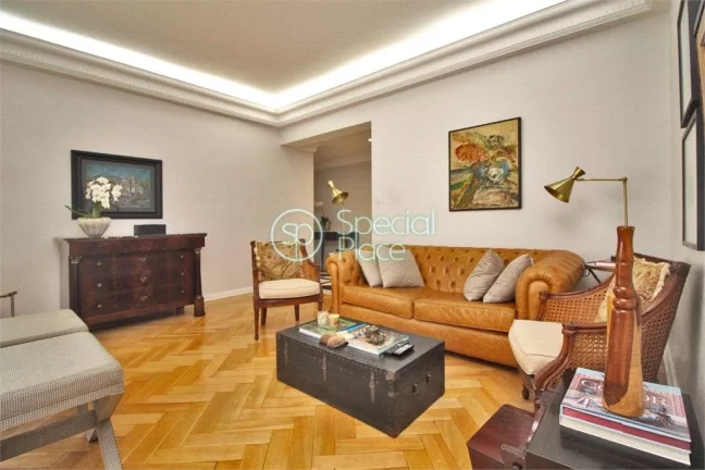 Imagem Excelente apartamento com 230mÂ² em HigienÃ³polis. Amplo living com sacada e janelÃµes, lavabo, 03 Ã...