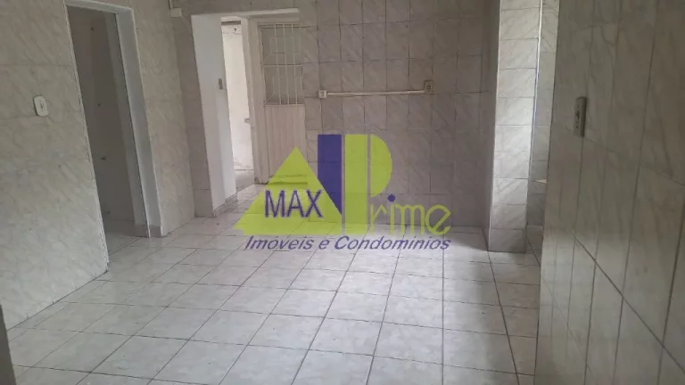Imagem Casa para locação na Vila Guilhermina, São Paulo-SP: 2 quartos, 1 sala, 1 vaga de garagem, 100m².