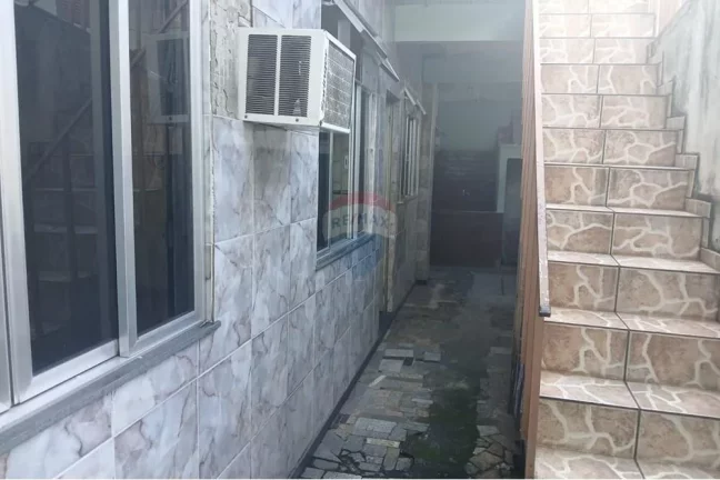 Imagem Casa à venda com 2 quartos, 52 m² em Oswaldo cruz, Rio de Janeiro.