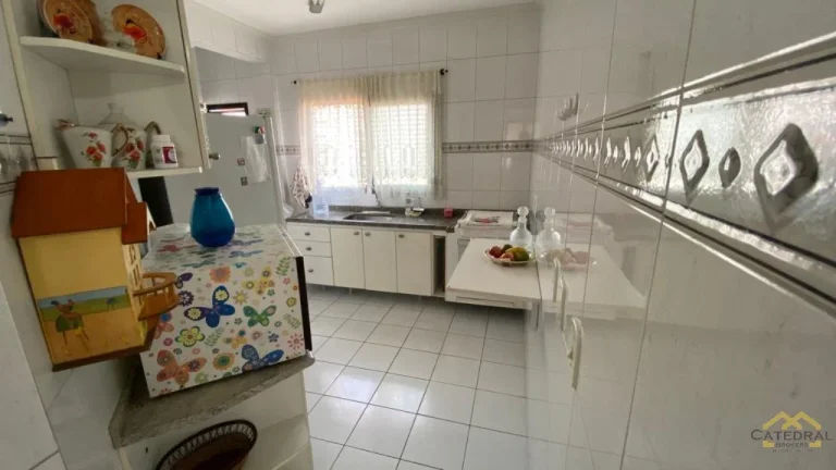 Imagem Apartamento à Venda por R$450.000,00 na Vila Caiçara a 200m da praia - Praia Grande
