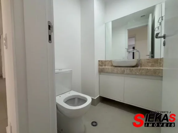 Imagem Apartamento de luxo para locação no Tatuapé, São Paulo-SP: 3 quartos, 2 suítes, 2 vagas de garagem e 140m² de área.