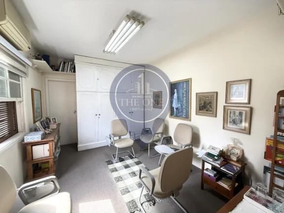 Imagem Casa à venda em Perdizes, São Paulo-SP: 4 quartos, 2 salas, 5 banheiros, 2 vagas de garagem, 213m². Confira!