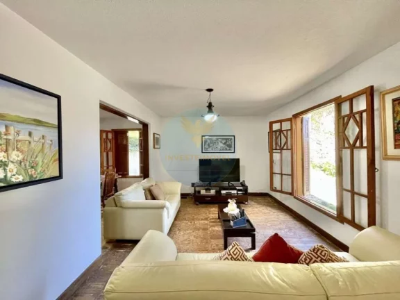 Imagem Casa em Condomínio a Venda no bairro Granja Viana - Embu das Artes, SP