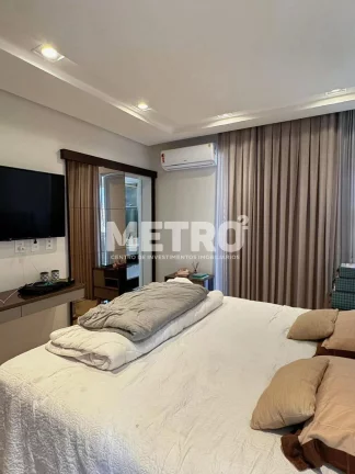 Imagem Casa à venda no Aplhaville com 4 suítes, sendo dois com banheira