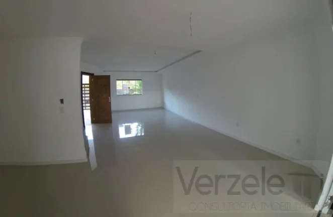 Imagem Casa / Sobrado para Venda em Balneário Camboriú / SC no bairro Praia dos Amores