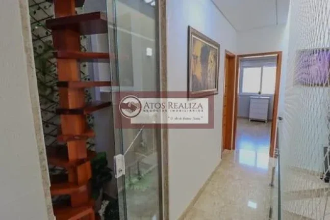 Imagem EXCLUSIVO. Vendo Super oportunidade no Jardim Sabará, região de Campo Grande, Sobrado de 163m² de Área Útil, imóvel com 3 Andares, São 3 Dormitórios, 1 sendo Suíte, Sala de Tv, Sala de Jantar, Cozinha ampla, Sótão com Sacada,lavabo, Lavanderia, Churrasque