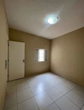 Imagem Casa com 2 dormitórios para alugar, 90 m² por R$ 1.890/mês - Jardim Maria Augusta - Taubaté/SP