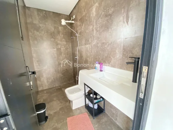 Imagem Em Valinhos, SP, no Residencial Vivenda das Pitangueiras, esta linda casa em condomínio oferece con...