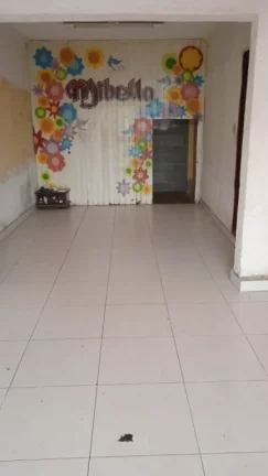 Imagem Sobrado com 3 dormitórios à venda, 359 m² por R$ 600.000,00 - Calmon Viana - Poá/SP