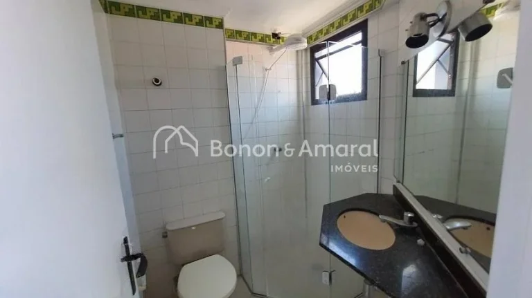 Imagem Ótimo apartamento em excelente localização no Cambuí. O apartamento em andar alto conta com uma ...