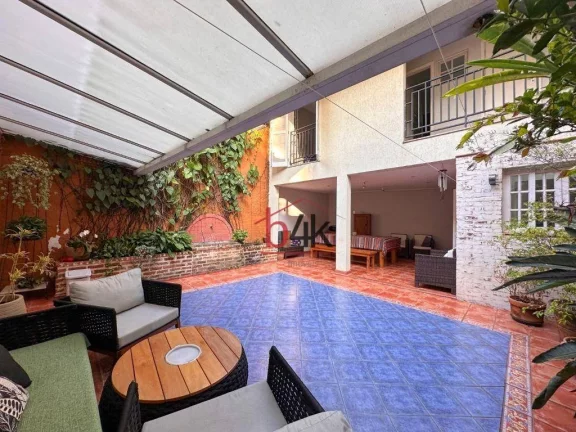 Imagem Casa com 3 dormitórios à venda, 220 m² por R$ 2.120.000 no Brooklin