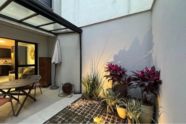 Imagem Apartamento à venda em Porto Alegre, Menino Deus, com 1 quarto, 61,48m2
