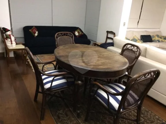 Imagem Apartamento à venda com 4 quartos, sendo 2 suítes, no condomínio Quinta de Bragança, São Paulo - SP