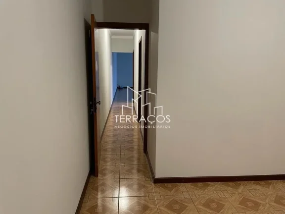 Imagem CONFORTÁVEL SOBRADO À VENDA NA VILA GALVÃO, EXCELENTE LOCALIZAÇÃO, JUNDIAÍ SP, PERMUTA