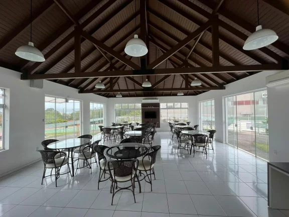 Imagem Casa 3 dormitórios(3 S), 514m2, 04 vagas - Alto dos Ingleses - Florianópolis/SC