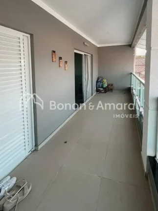 Imagem Casa com 3 Quartos e 4 banheiros à Venda, 250 m² por R$ 1.600.000