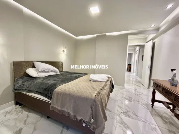 Imagem Apartamento Mobiliado com 03 dormitórios à venda, 120 m² - Meia Praia - Itapema