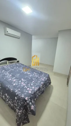 Imagem O sobrado possui:

- Casa toda em ESQUADRIAS
- Sala ampla com 2 ambientes integrada à área de laze...