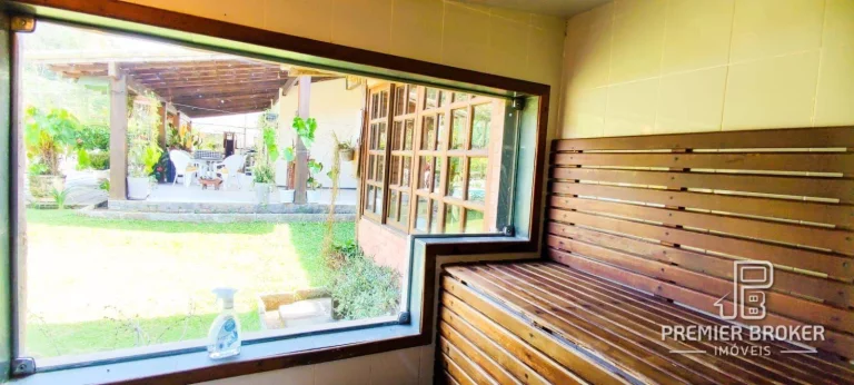 Imagem Casa com 5 dormitórios à venda, 620 m² por R$ 1.650.000 - Próximo a Albuquerque - Teresópolis/RJ