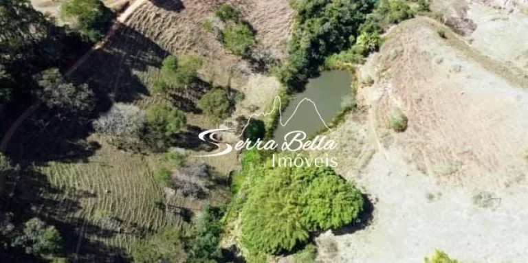 Imagem Fazenda com 3 dormitórios à venda, 580800 m² por R$ 1.500.000,00 - Centro - São José do Vale do Rio Preto/RJ