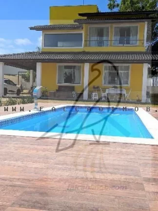 Casa com 4 Quartos para Alugar, 245 m² em Busca Vida (abrantes) - Camaçari