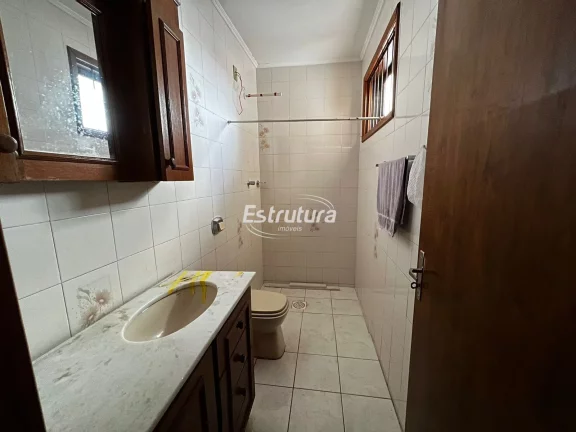 Imagem Uma casa na localização perfeita para você!