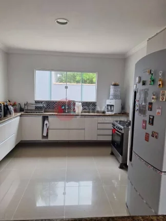 Imagem Casa com 5 dormitórios à venda, 176 m² - Miguel Couto - Cabo Frio/RJ