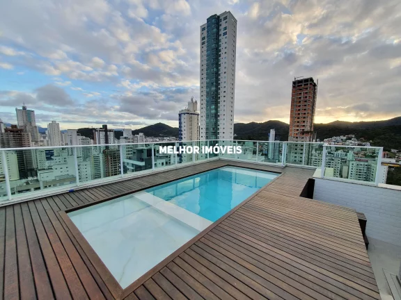 Imagem Cobertura Duplex a venda Ed Carmel Vista Alta em Balneário Camboriú.